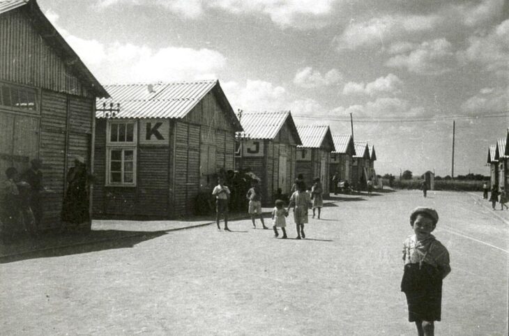 80 ans après, les « Nomades » de France sortent de l’oubli