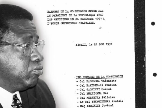 Military report supposedly behind the plot that led to the genocide of the Tutsis in Rwanda. Photo montage combining a portrait of Théoneste Bagosora at a hearing before the International Criminal Tribunal for Rwanda (ICTR) and a scan of the 1991 report of the ‘Bagosora Commission’.