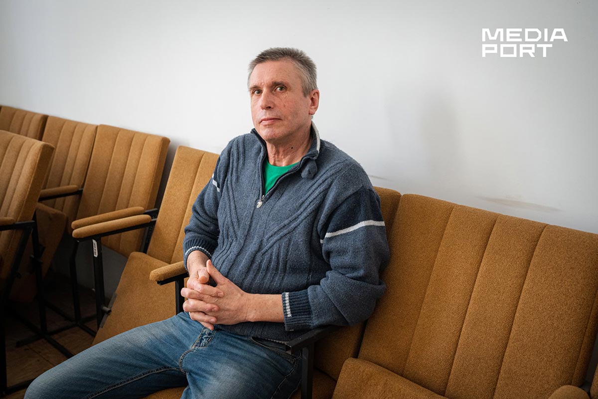 Anatoliy Derevyanko (from Balakliya) at his trial in Ukraine for collaboration