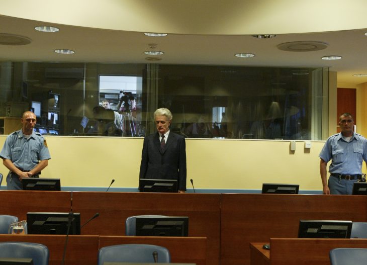 Karadzic, un psychiatre devenu maître de la purification ethnique en Bosnie